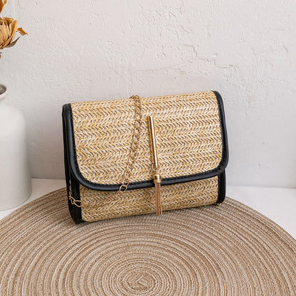 Straw Bag Trendy and Versatile Women