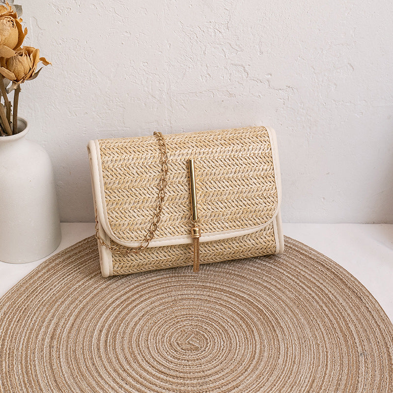 Straw Bag Trendy and Versatile Women