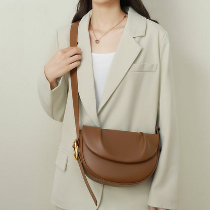 Women'S Cowhide Pleated Underarm Saddle Bag